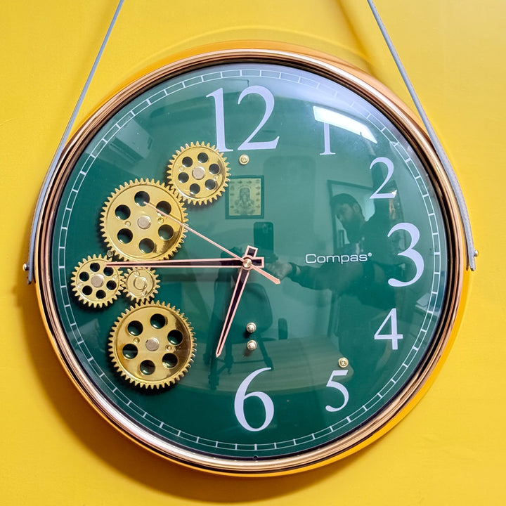 Green Numerical Wall Clock
