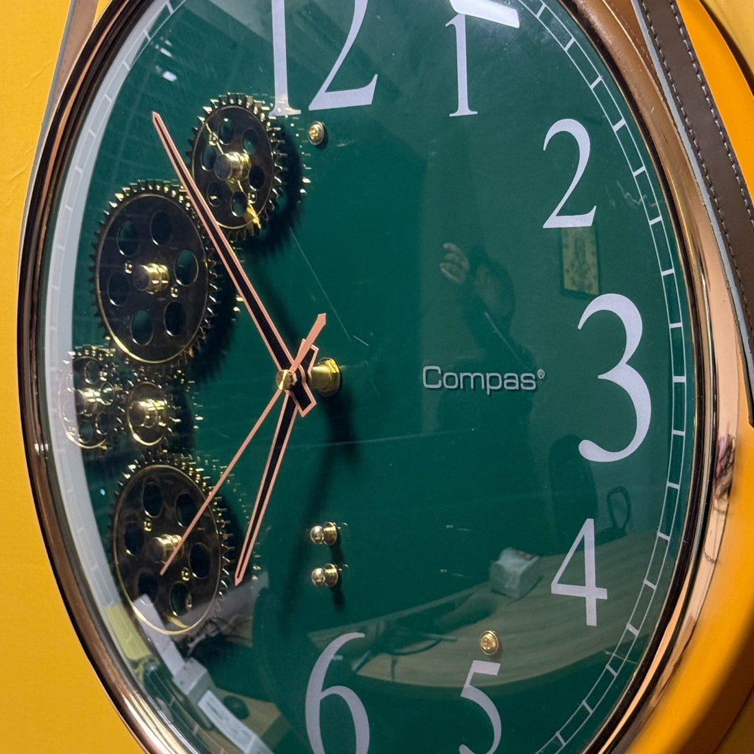 Green Numerical Wall Clock