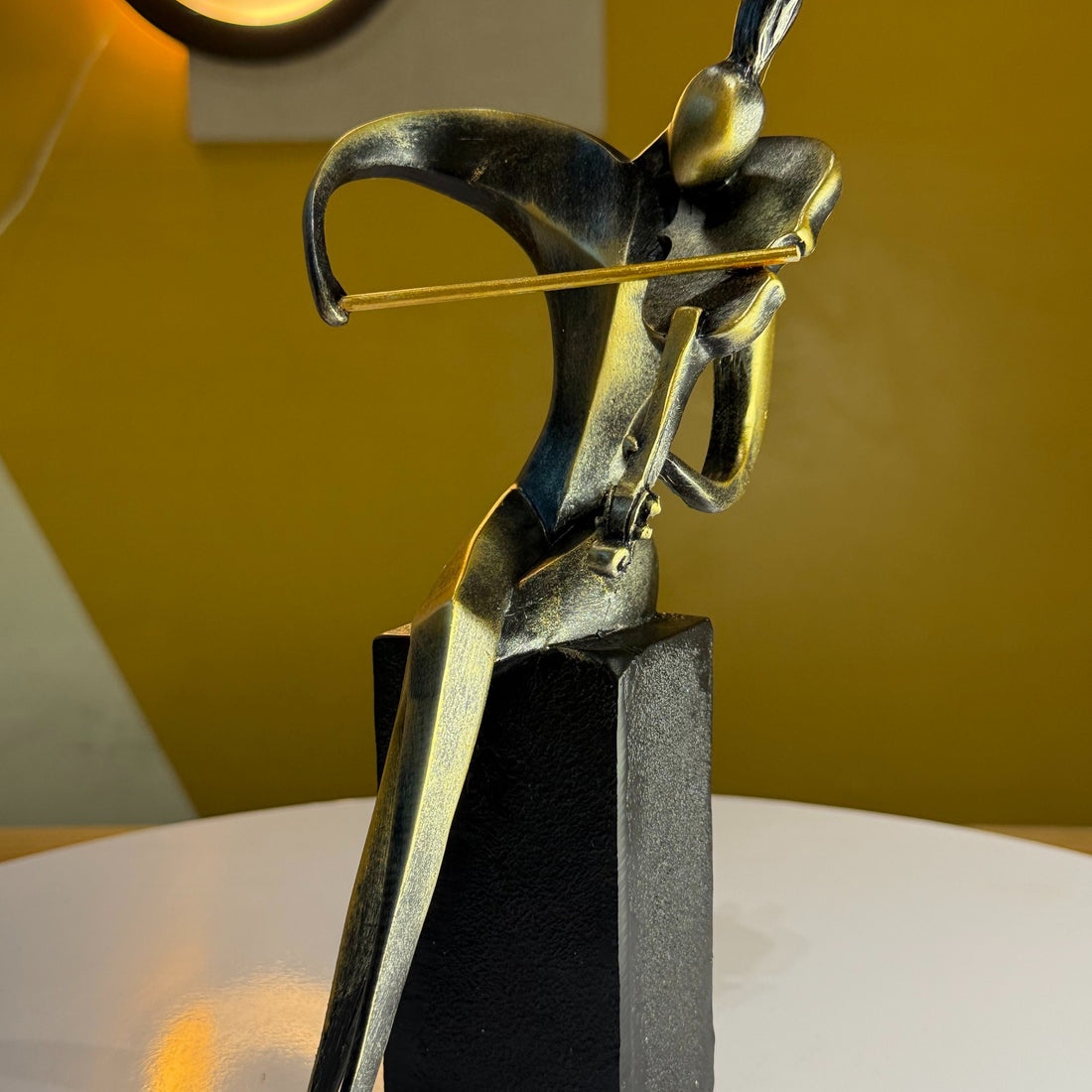 Clay Golden Finish Violin Man