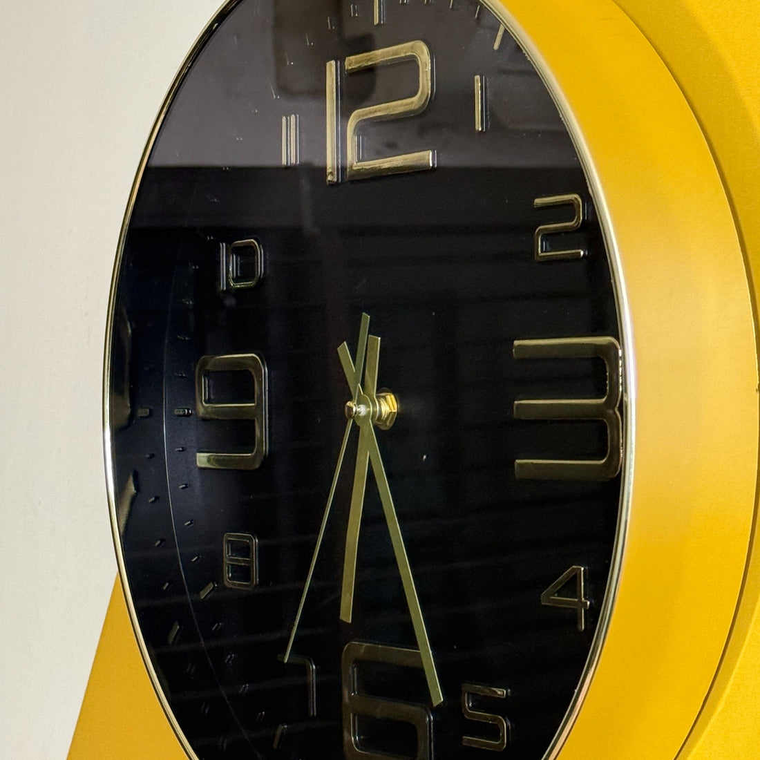 Numerical Decorative Wall Clock