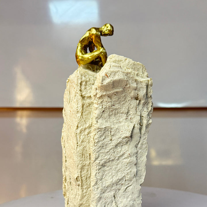 Helping Hand Showpiece