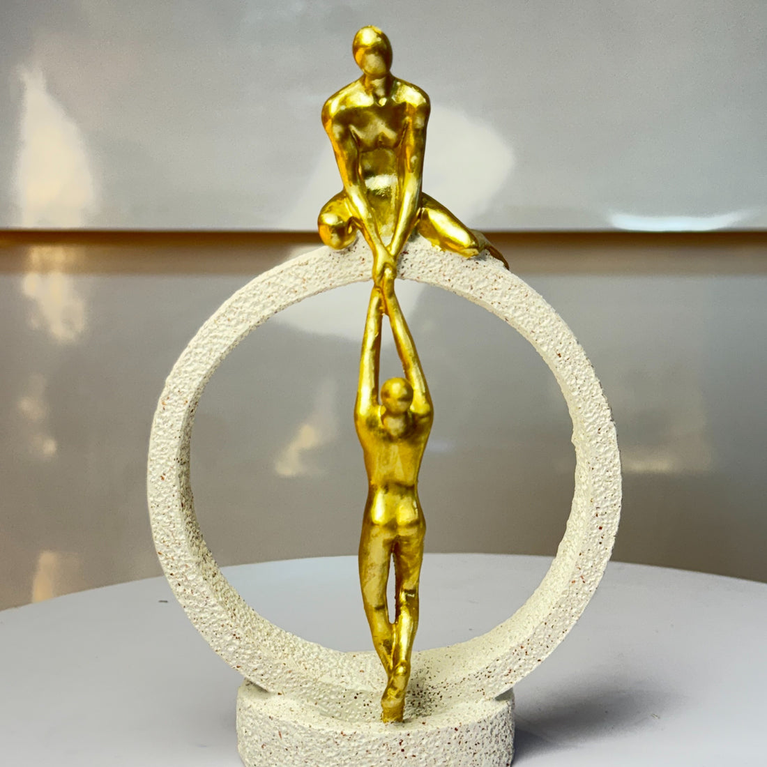 The Helping Hand Showpiece