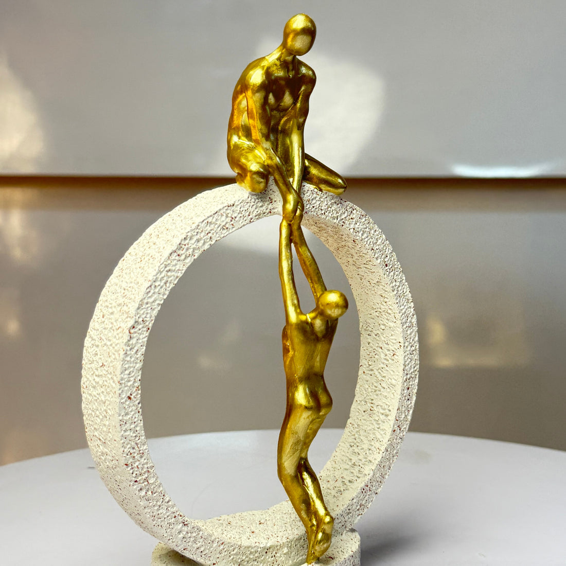 The Helping Hand Showpiece