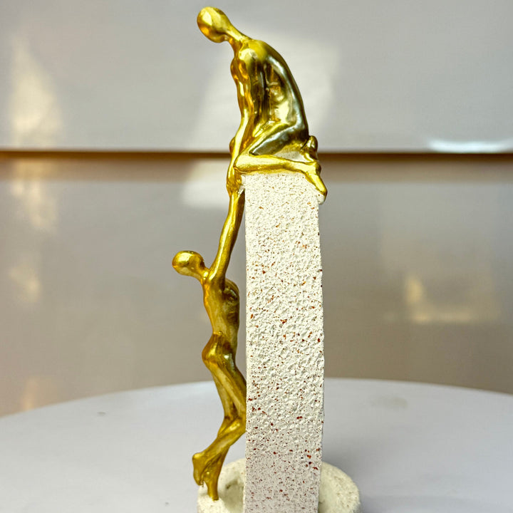 The Helping Hand Showpiece