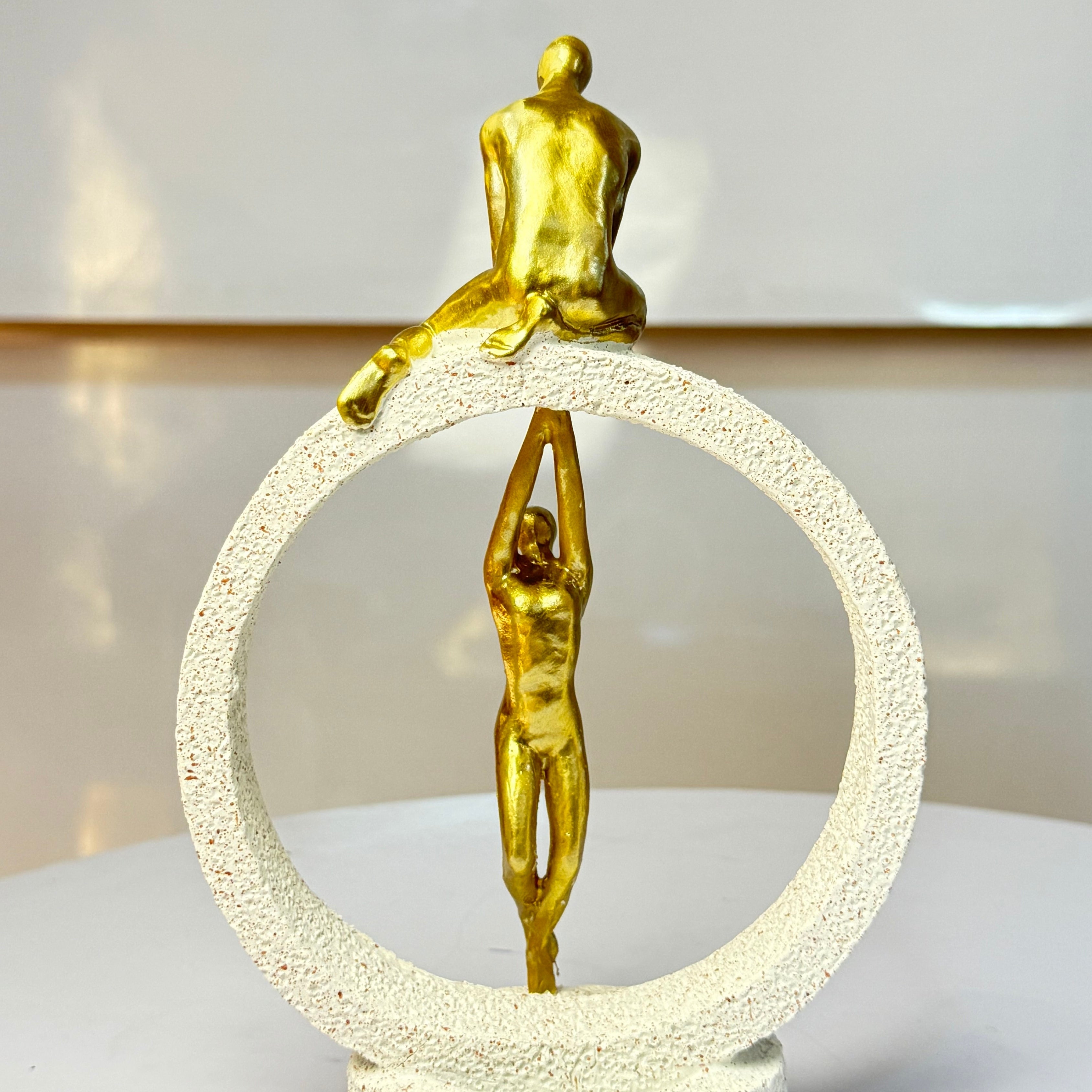 The Helping Hand Showpiece