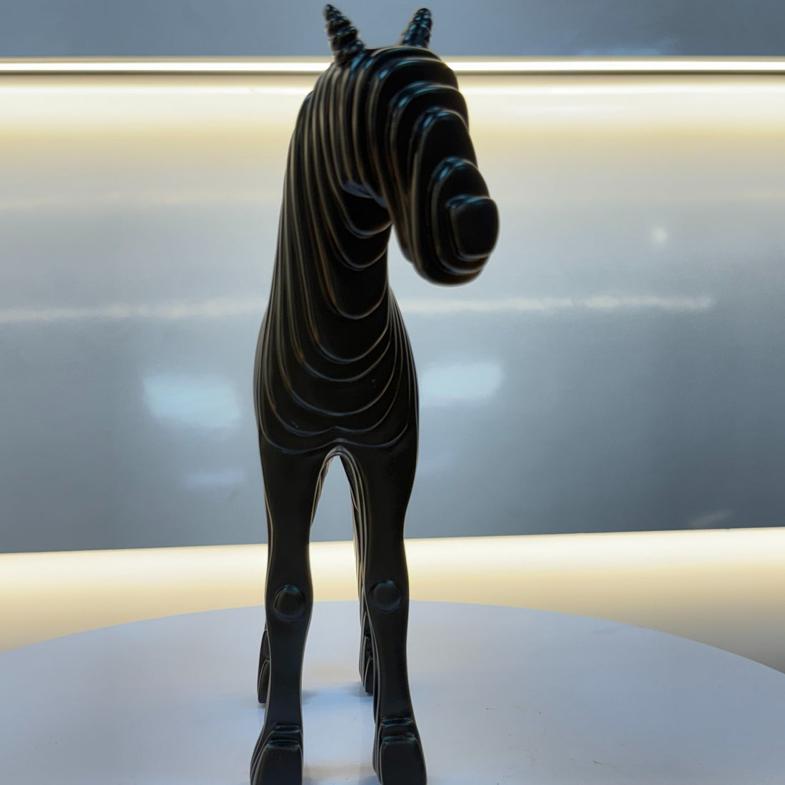 Royal Black Stallion Showpiece