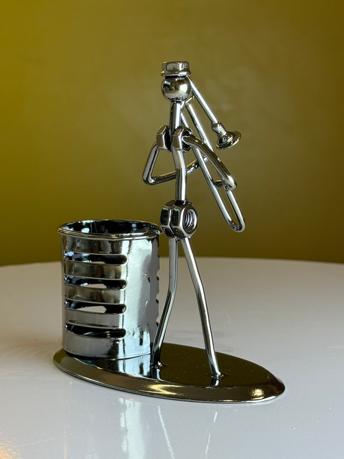 Baaja Metal Pen Stand Holder