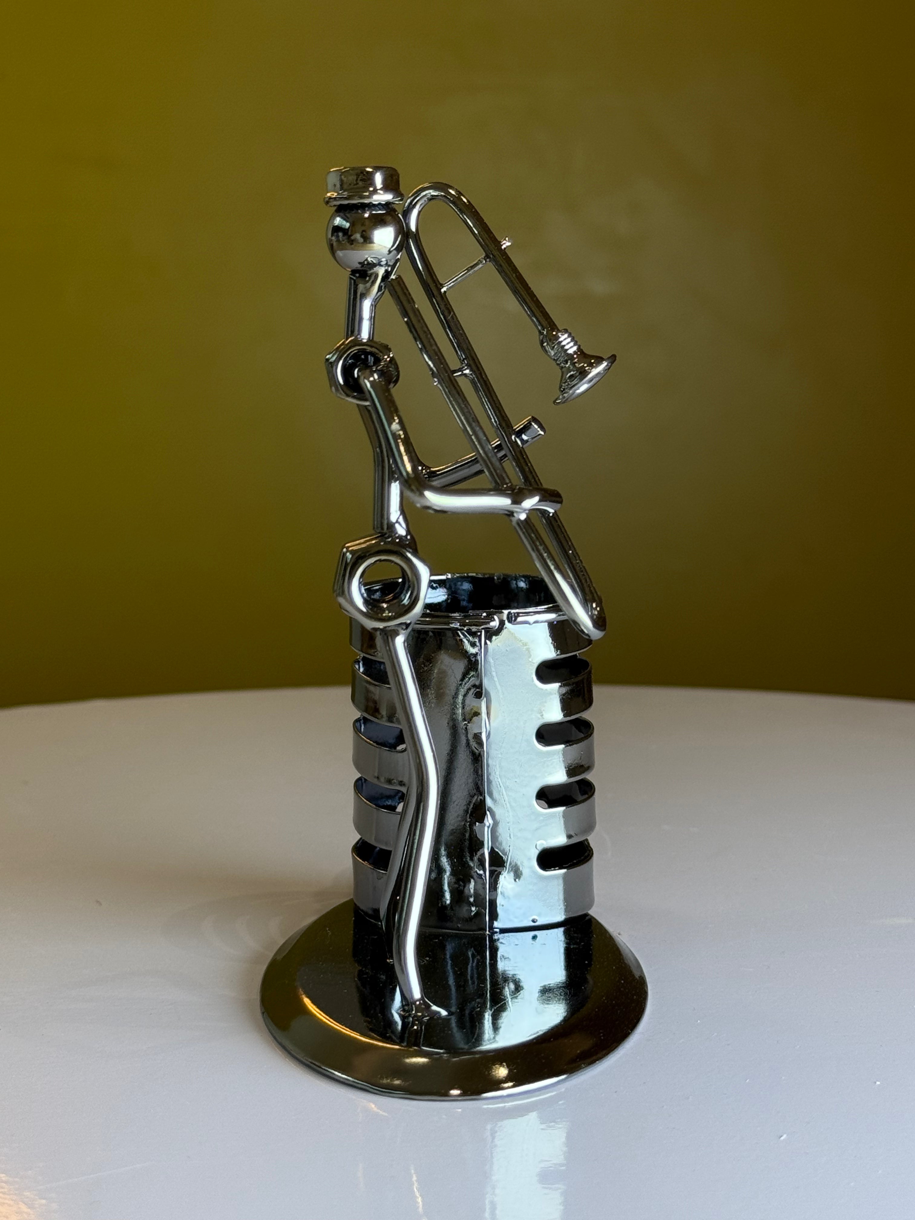 Baaja Metal Pen Stand Holder