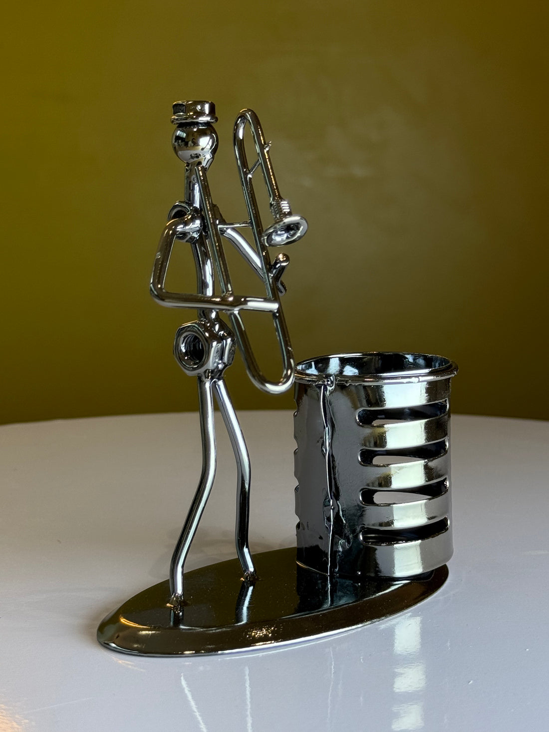 Baaja Metal Pen Stand Holder