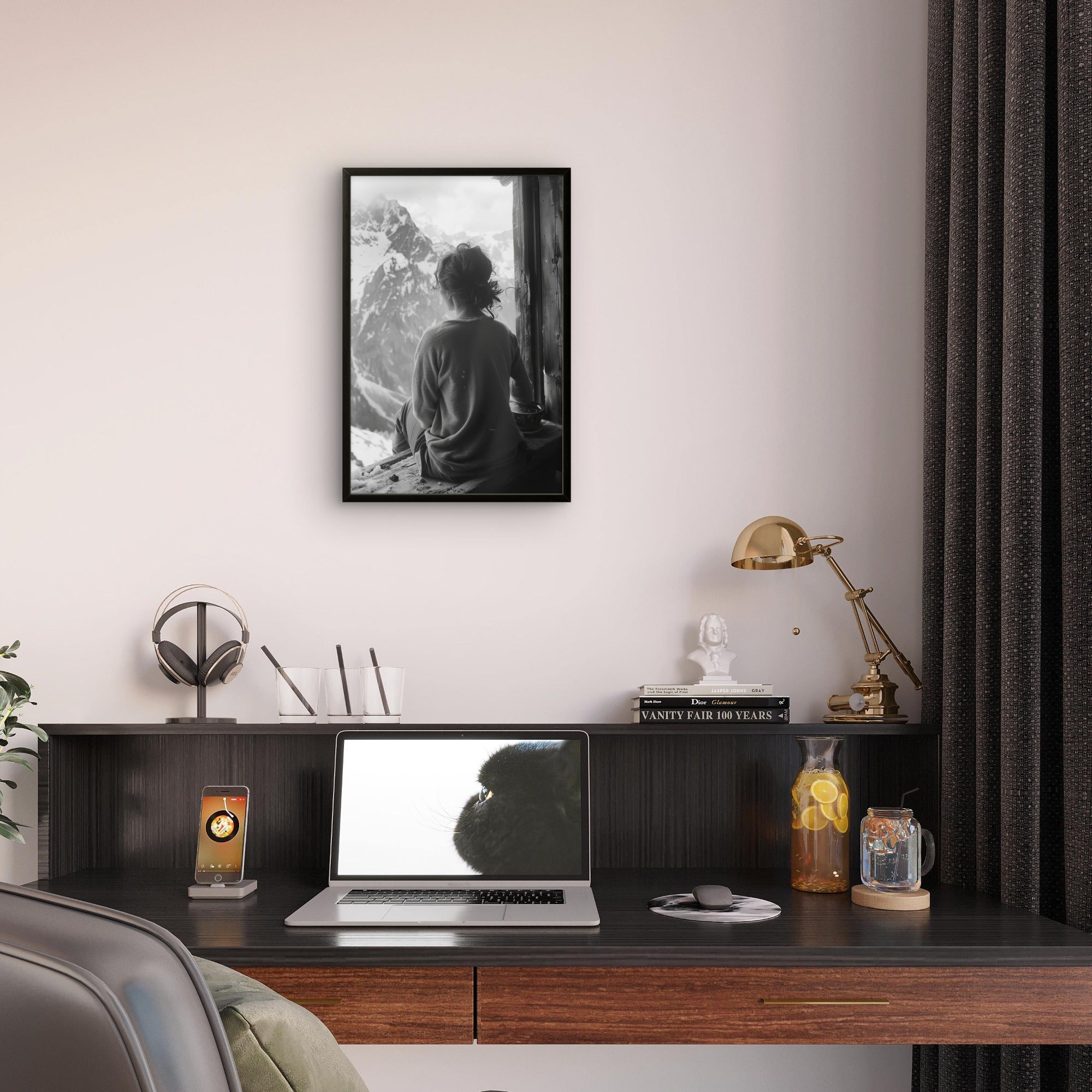 Silent Gaze in Mountains