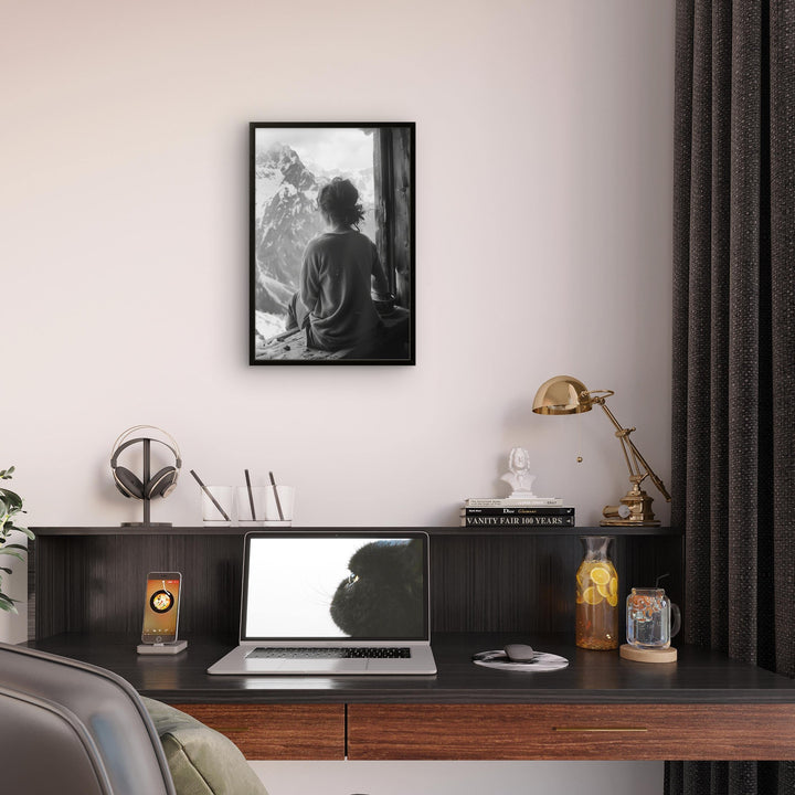 Silent Gaze in Mountains